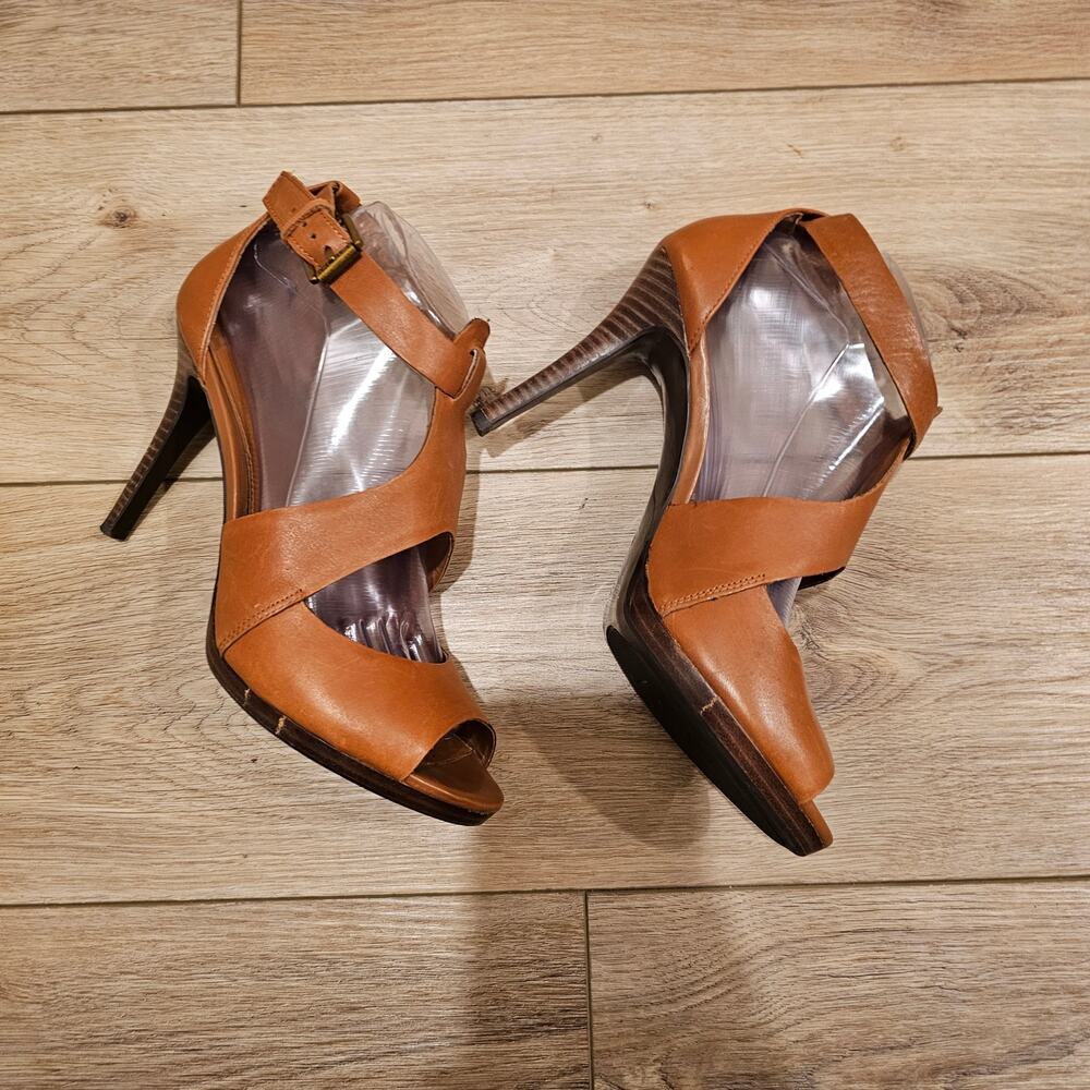 Lauren by Ralph Lauren Women's Beth Brown Leather Heels Size 9 - Picture 3 of 8